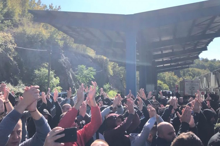 Fudbaleri Crvene zvezde nisu pušteni na Kosovo