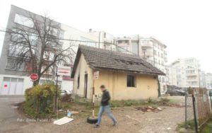 Ubistvo u Banjaluci – Obdukcija pokazala da su nesretnom čovjeku zaboli nož u vrat