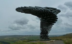 VIDEO – ‘Raspjevano drvo’: Skulptura koja krasi brdo Penina
