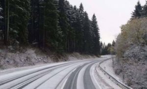 FOTO – Snijeg stigao i u BiH, zabijelio se Kupres