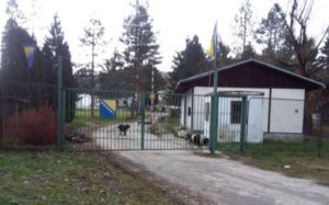 Policija spriječila masovni sukob migranata u kampu u Blažuju