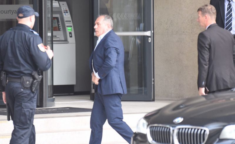 Slupan službeni automobil ministra Dragana Mektića: Ko je skršio skupocjeni BMW, vrijedan 100.000 KM