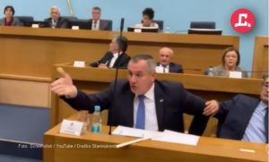 VIDEO – Verbalna prepirka Stanivukovića i premijera RS umalo prerasla u fizički sukob