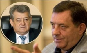Dodik poručuje da će i dalje razgovarati sa Mićićem, a ne sa Šarovićem