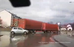 VIDEO – Sudar kamiona i automobila na Rebrovcu