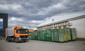 Stiglo 300 kontejnera za prigradska naselja