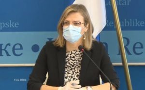 Aćimović: I dalje ključno održavanje fizičke distance i nošenje maski