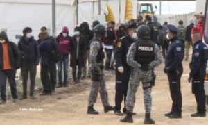 Pobuna migranata u kampu Lipa, policija ispalila hice upozorenja