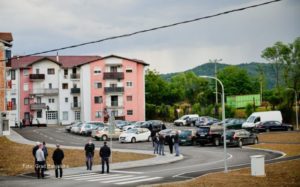 Gradonačelnik razgovarao sa stanarima: Riješiti kompletnu infrastrukturu oko zgrada u naselju Lazarevo
