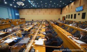 Narodna skupština o pravima SPC u Crnoj Gori