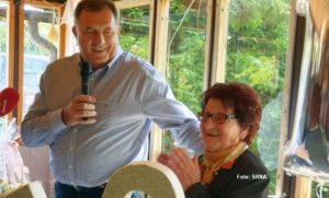 Milorad Dodik iznenadio baku Maru na proslavi 100. rođendana