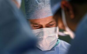 Hirurg novčano kažnjen: Čovjeku amputirao pogrešnu nogu