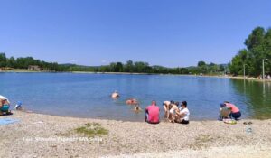 Jezero na Manjači osvaja posjetioce, ali šta rade bandere u vodi – FOTO