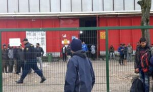 “Poštujte odluku”: Savjet ministara traži da se migranti, bez odlaganja, smjeste u Biru