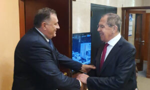 Povodom novogodišnjih praznika: Lavrov uputio čestitku Dodiku FOTO