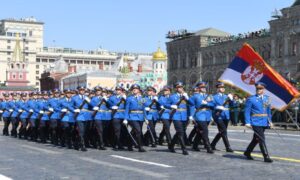 Završena parada u Moskvi, marširali i srpski vojnici