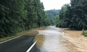 Nadležnim službama pune ruke posla: Dvije osobe povrijeđene u poplavama