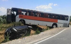 U sudaru kod Rume povrijeđeno 18 osoba