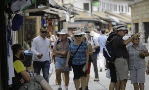 Korona posljedice: U oktobru manje turista za 80,7 odsto u odnosu na isti mjesec 2019.