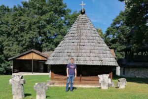 Etnolog Muzeja RS o istraživanju crkvi brvnara u banjalučkoj eparhiji