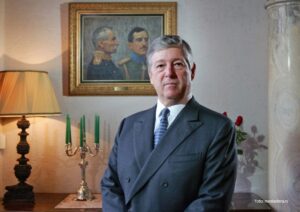 Princ Aleksandar Karađorđević: Neka vaš dom i porodica budu izvor topline, spokoja i ljubavi