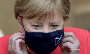 Apel Merkelove: Potrebno zajedništvo u borbi protiv korone