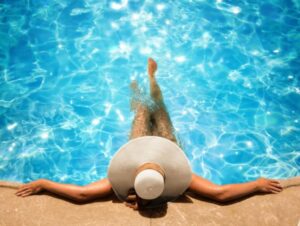 Situacija u gradu vrlo ozbiljna: Zabranjeno kupanje na bazenima, spa i velnes centrima do 24 jula