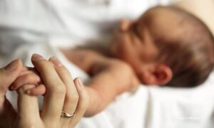 Svojevrstan bejbi bum u Trebinju: Za dan rođeno pet beba – tri djevojčice i dva dječaka