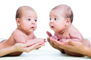 Odzvanja najljepša muzika za uši: Od početka godine rođeno 1.629 beba, od toga 34 blizanaca i jedne trojke