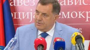 “Volim društvo i pjesmu”: Dodik govorio o imenovanjima i potvrdio da se više od 10 puta testirao na koronu