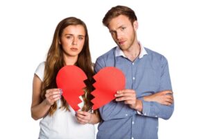 Često dožive ljubavna razočarenja: Ovo su tri horoskopska znaka koja se najviše vezuju za svog partnera