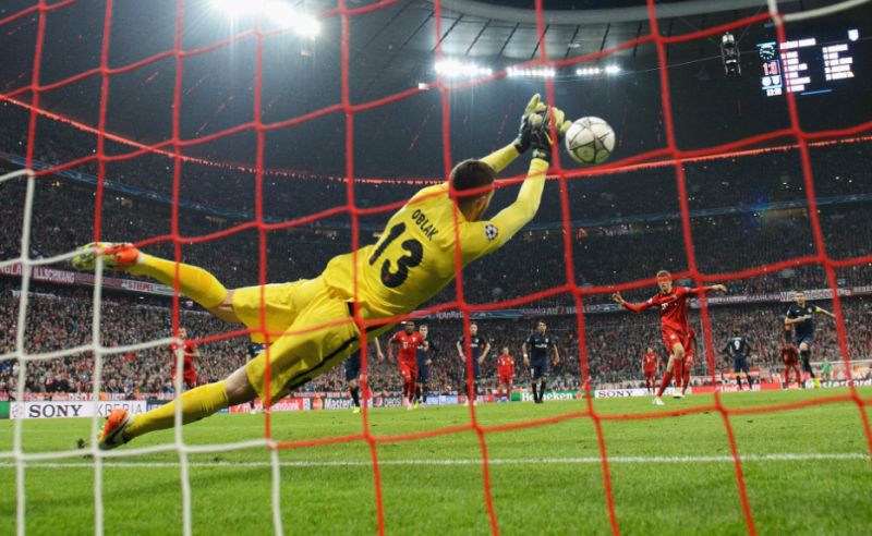 Oblak ispisao istoriju: Postao tek drugi golman koji je odbranio penal i Mesiju i Ronaldu