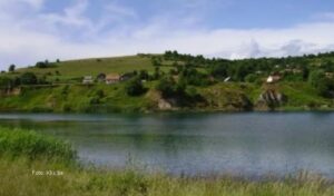 Tragedija kod Bugojna: Mladić se utopio u jezeru
