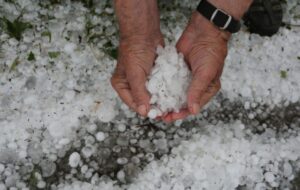 Padao led veličine oraha: Nevrijeme poharalo sjever Hrvatske