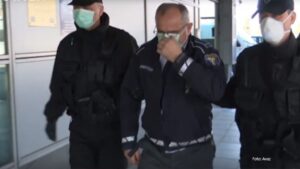 Priznao krivicu! Granični policajac koji je uzeo 20 evra mita osuđen na pet mjeseci zatvora