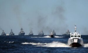 Dan mornarice u Rusiji: Vojni brodovi mamili uzdahe i poglede – VIDEO