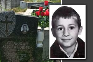 Prizor na grobu zvjerski ubijenog dječaka Slobodana Stojanovića tjera suze na oči FOTO