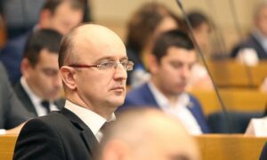 Čubriloviću u ruke: Mazalica potvrdio da je dostavljen Nacrt zakona o formiranju VSTS Srpske