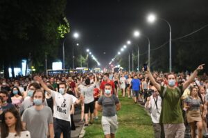 Vučić popustio nakon protesta: Studenti ostaju u domovima