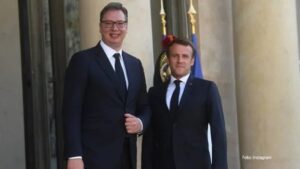 “Odveo me u odaje koje samo on koristi”: Vučić otkrio o čemu je razgovarao sa liderom Francuske