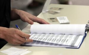 Poruka iz CIK BiH: Prijaviti podatke o umrlima sa izvoda privremenog biračkog spiska