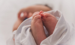 Studija otkrila da su bebe koje su rođene u jesen često podložne alergijama