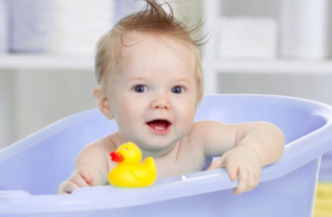 Razonoda umjesto opterećenja! Top pet savjeta za ugodno kupanje beba