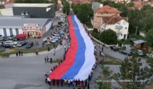 U Crnoj Gori građani i večeras sa litija poručuju: Ne damo svetinje  VIDEO