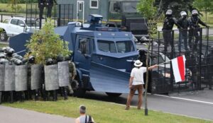 Demonstranti prišli rezidenciji Aleksandra Lukašenka u Minsku