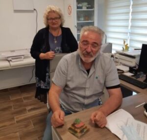 Poznati pulmolog ponovo “digao prašinu”: Doktor Nestorović zaštitu od korone traži u piramidi FOTO