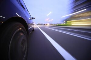 Divljaštvo na auto-putu: Vozio čak 213 kilometara na sat i to bez dozvole, reagovala policija