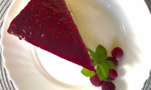 Čizkejk od malina: Ovaj ljetnji desert će vas oduševiti VIDEO
