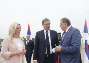 Vučić i rukovodstvo Srpske se sastaju u srijedu: Razgovaraće i o snimanju filma o Jasenovcu