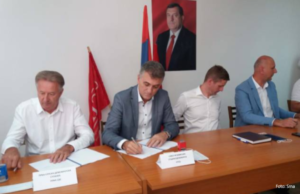 “Idemo po definitivnu pobjedu u Gacku”: Potpisan koalicioni sporazum sedam stranaka o podršci Milinkoviću